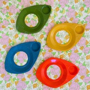 Vintage Mid Century Modern Plastic Plate Holders